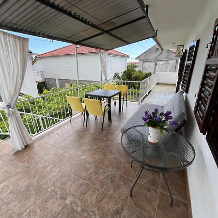 Apartmani Ana Juricev Vodice Dış mekan fotoğraf
