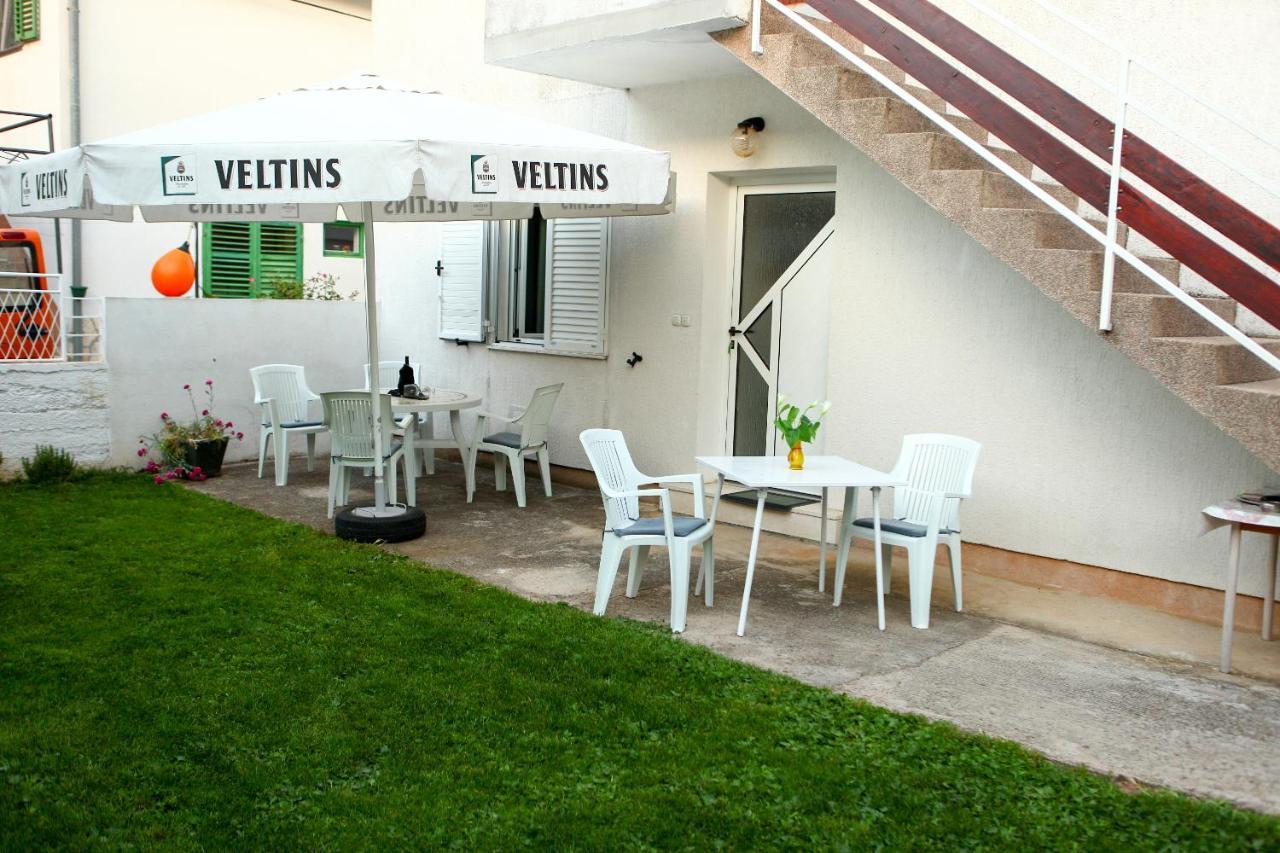 Apartmani Ana Juricev Vodice Dış mekan fotoğraf