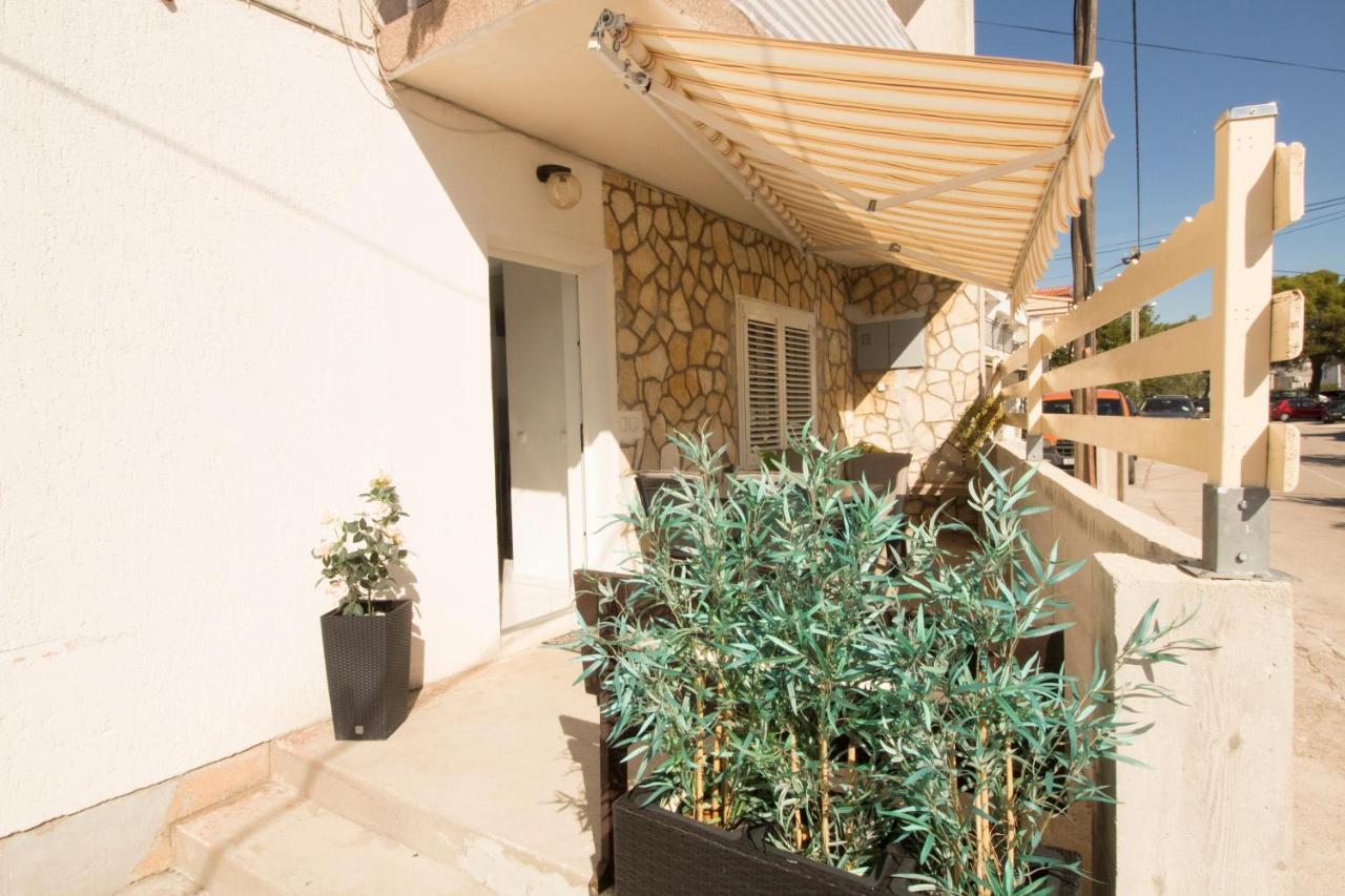 Apartmani Ana Juricev Vodice Dış mekan fotoğraf