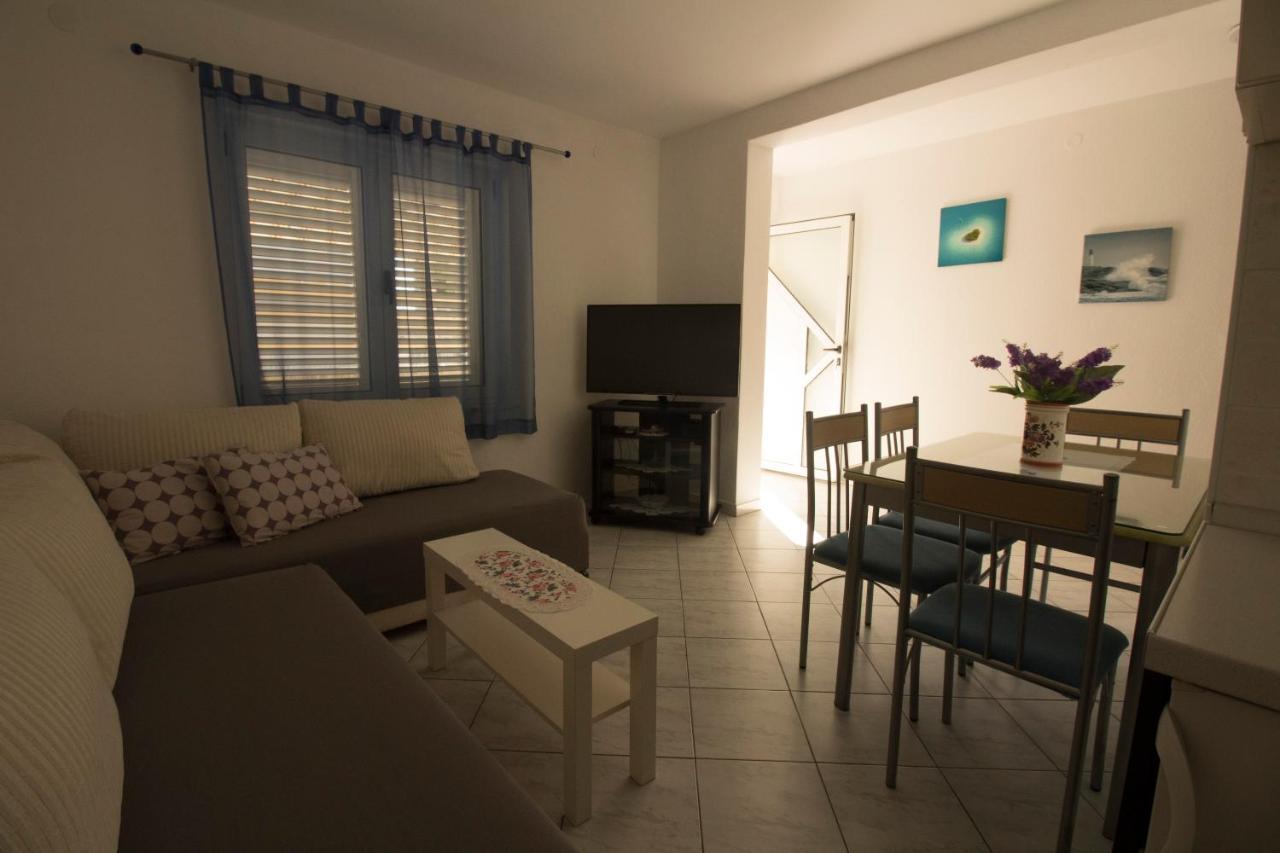 Apartmani Ana Juricev Vodice Dış mekan fotoğraf