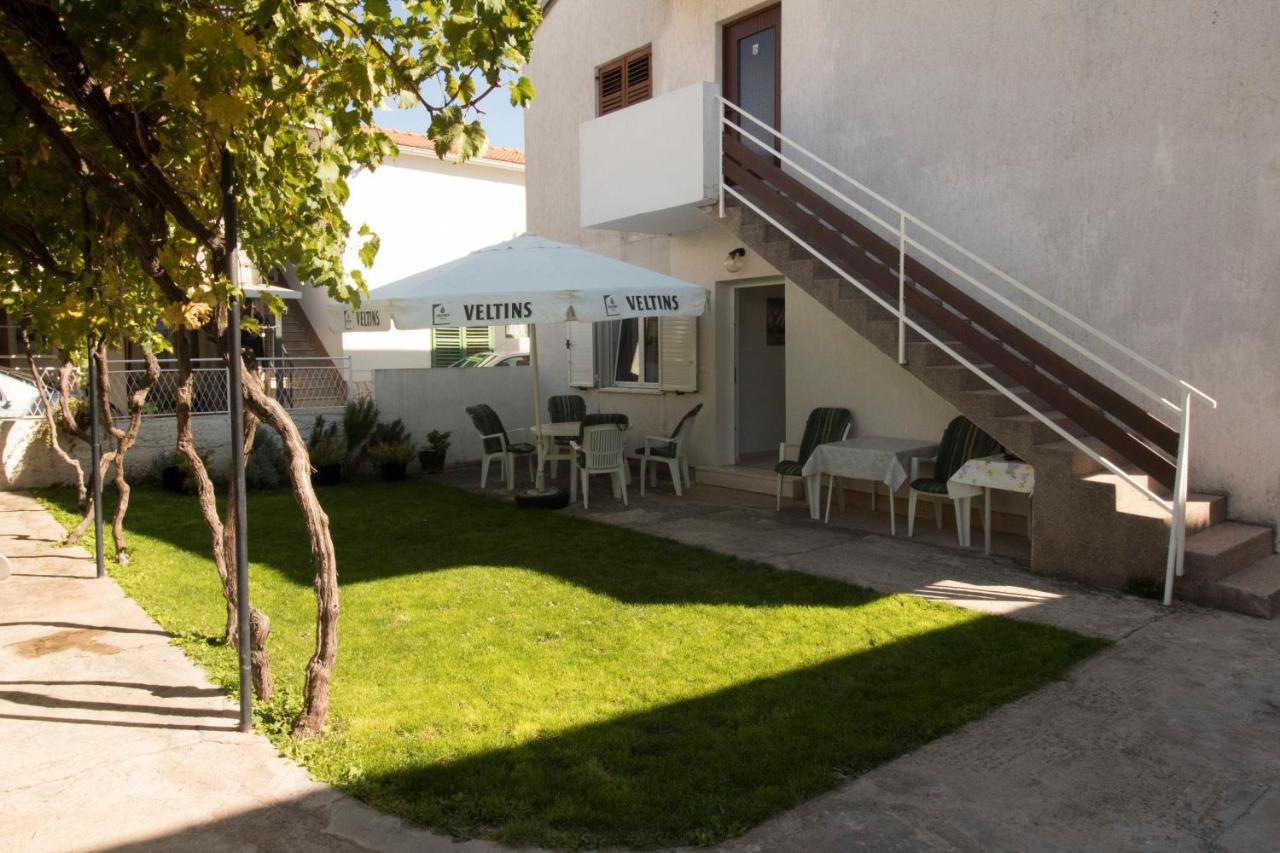 Apartmani Ana Juricev Vodice Dış mekan fotoğraf