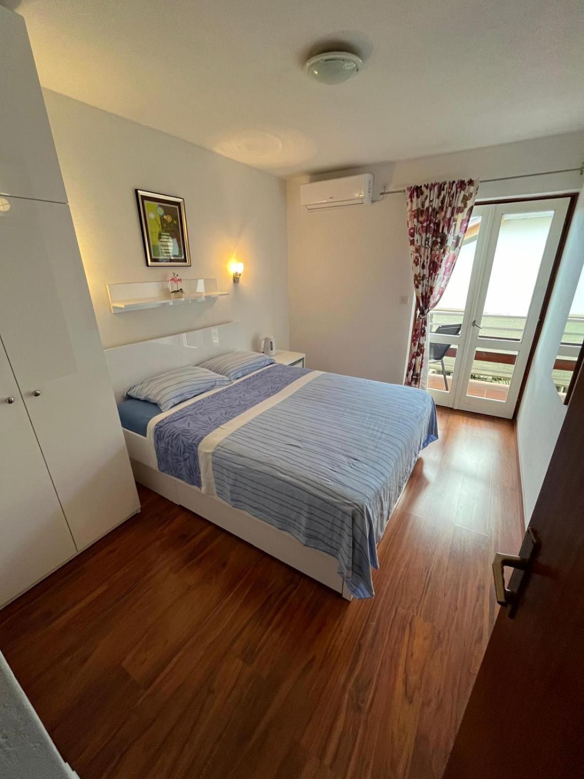 Apartmani Ana Juricev Vodice Dış mekan fotoğraf