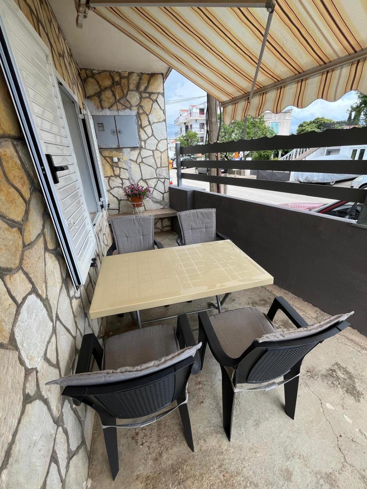 Apartmani Ana Juricev Vodice Dış mekan fotoğraf